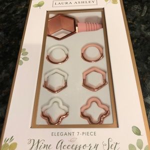 💕💕LA Elegant 7-piece Wine Accessory Set  💕💕